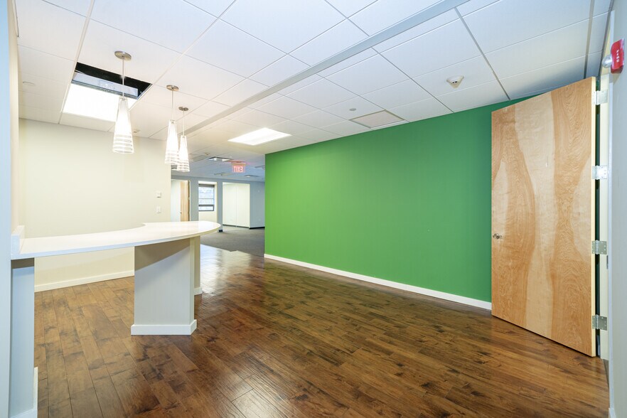 More Photos Of 12 Water St, White Plains Office For Lease