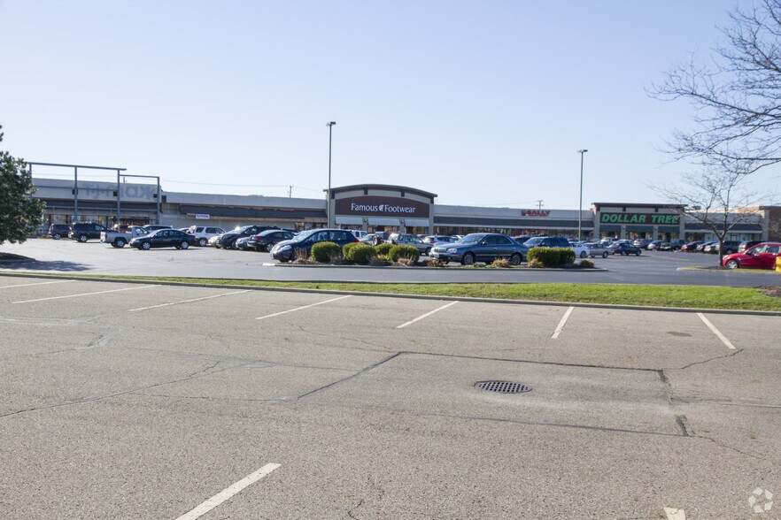 More Photos Of 1300-1428 River Valley Blvd, Lancaster General Retail For Lease