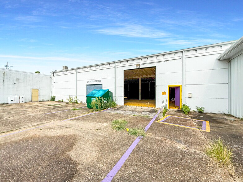 More Photos Of 632 Alvar St, New Orleans Warehouse For Lease