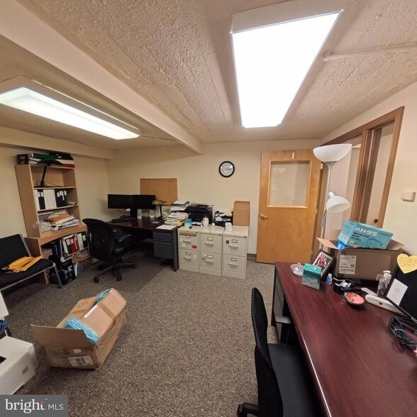 More Photos Of 1515 Mount Hope Ave, Pottsville Office For Sale