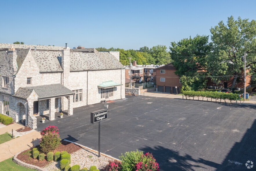 More Photos Of 6633 Clayton Rd, Clayton Religious Facility For Sale