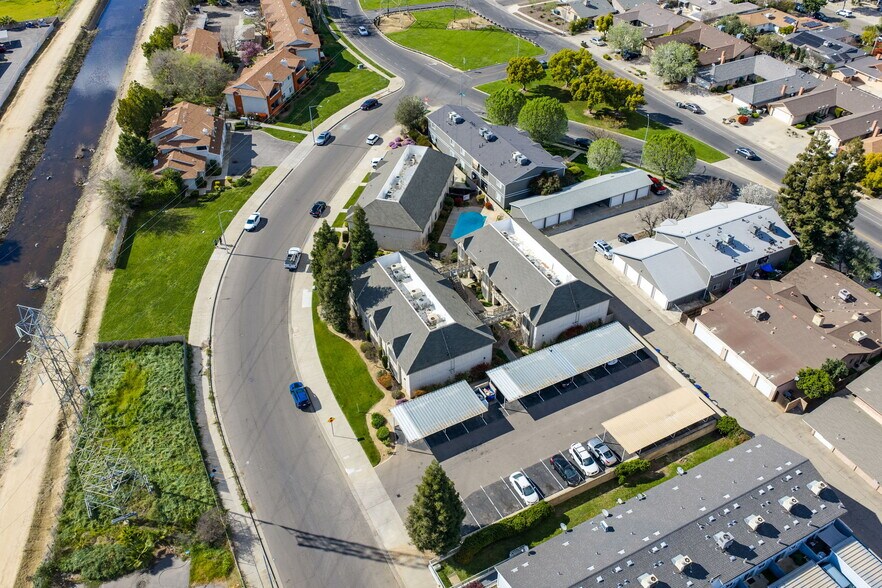 More Photos Of 1550 W Swift Ave, Fresno Apartments For Sale