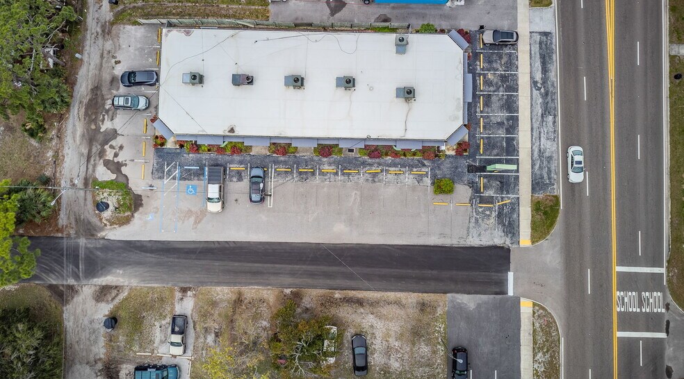 More Photos Of 5702 Gulfport Blvd S, Gulfport Office For Lease