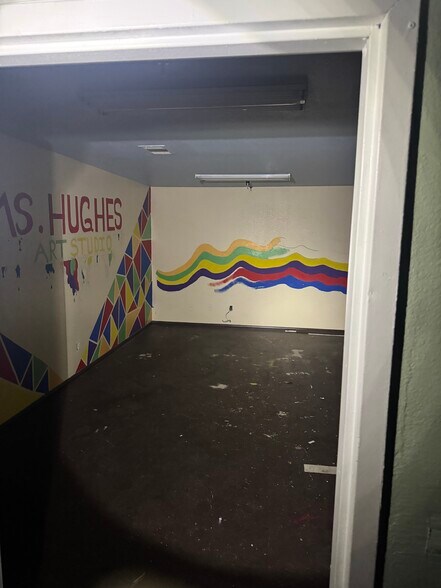 More Photos Of 17537 Montezuma St, Adelanto Lodge Meeting Hall For Sale