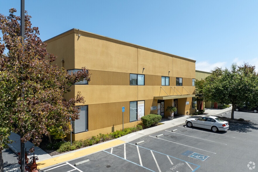 More Photos Of 125 Hangar Way, Watsonville Office For Sale
