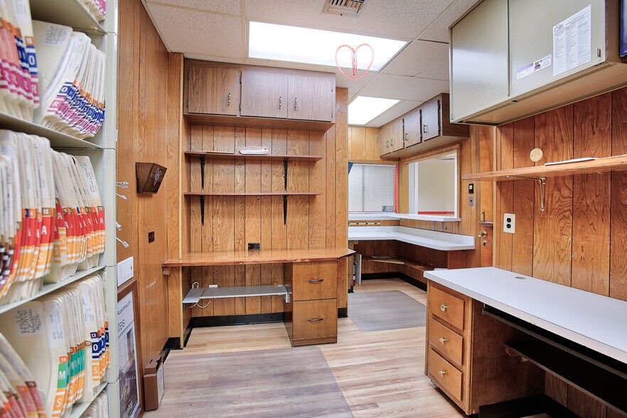 More Photos Of 1020-1030 Park Ave, Plainfield Medical For Sale