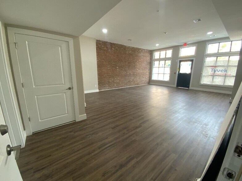 More Photos Of 120 Elm St, Newark Apartments For Lease