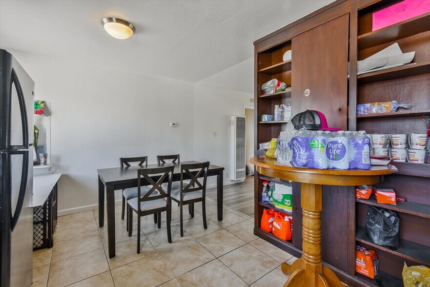 More Photos Of 1927 82nd Ave, Oakland Apartments For Sale