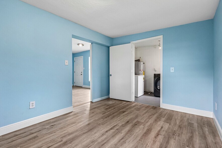 More Photos Of 4821 Shoshone St, Orlando Multifamily For Sale