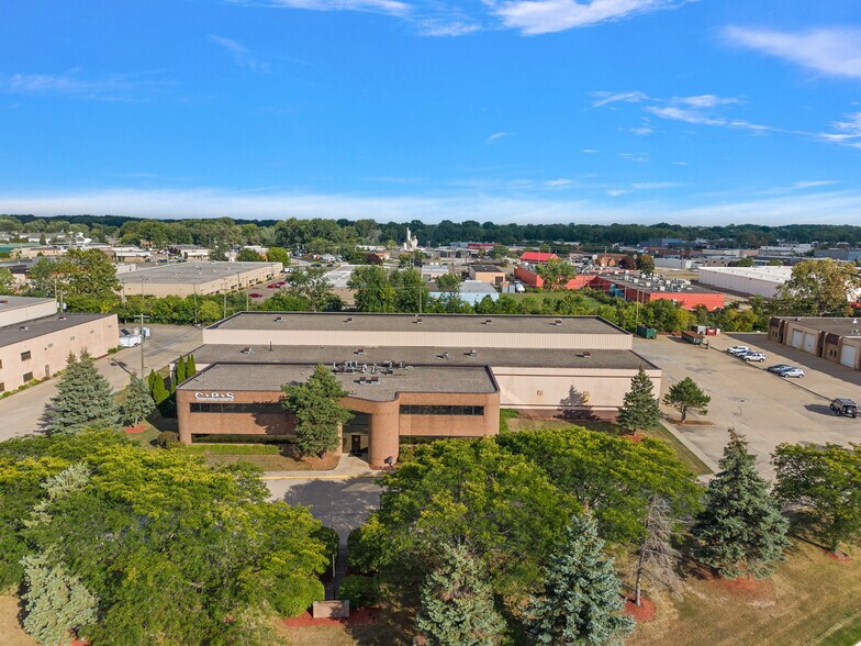 More Photos Of 33842 James J. Pompo Dr, Fraser Manufacturing For Sale