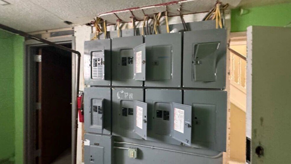 More Photos Of 901-903 McPherson Ave, Cincinnati Apartments For Sale