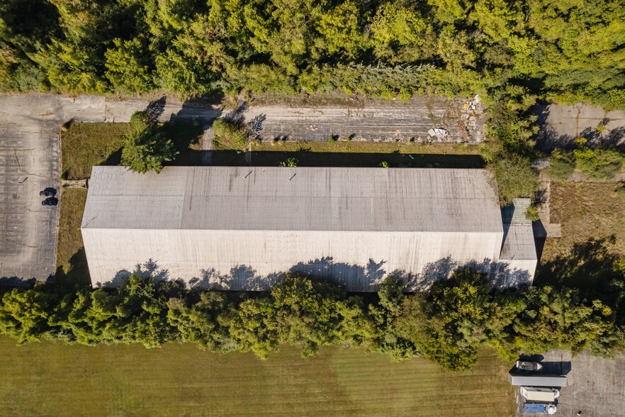 More Photos Of 5105 N Lindbergh Blvd, Florissant Sports And Entertainment For Sale