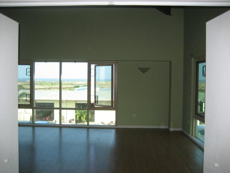 More Photos Of 73-4080 Hulikoa Dr, Kailua Kona Warehouse For Lease