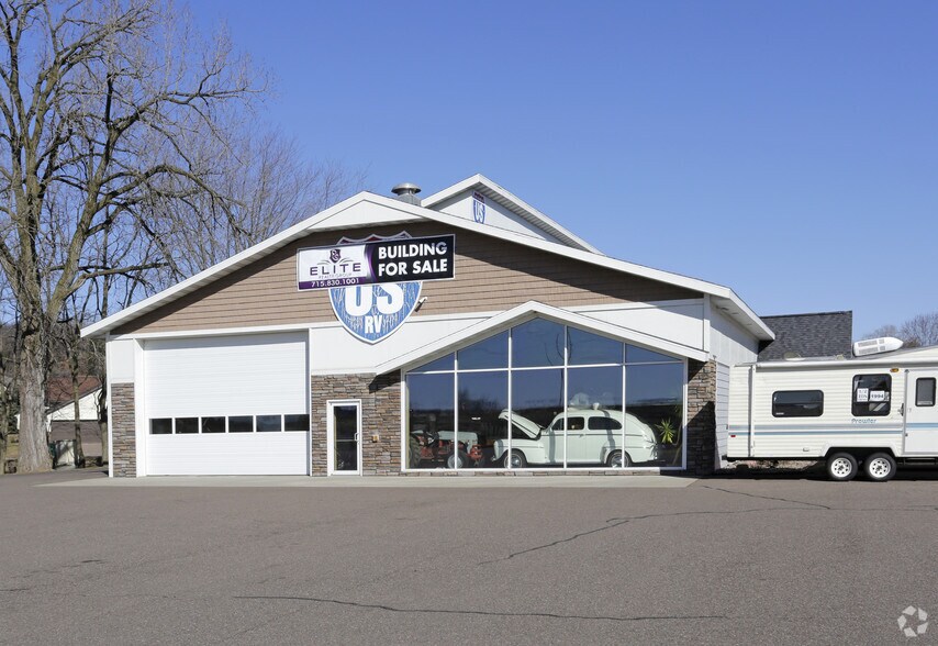 More Photos Of 3115 Oak Knoll Dr, Eau Claire Auto Dealership For Lease