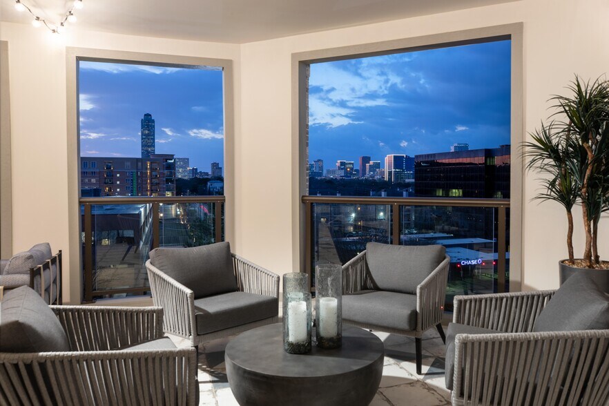 More Photos Of 3015 Weslayan St, Houston Apartments For Lease