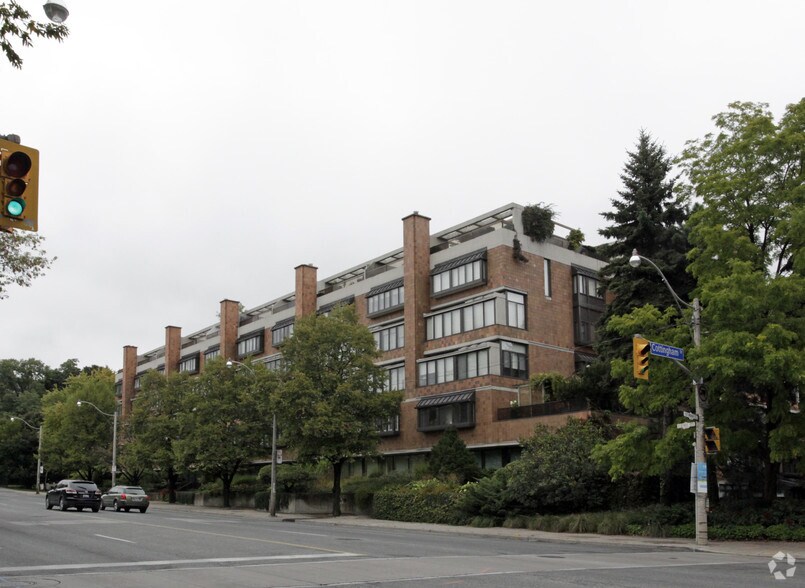 More Photos Of 315 Avenue Rd, Toronto Apartments For Sale