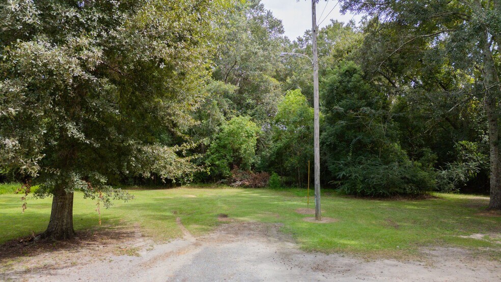 More Photos Of 318 AL-59 Hwy, Summerdale Hotel For Sale