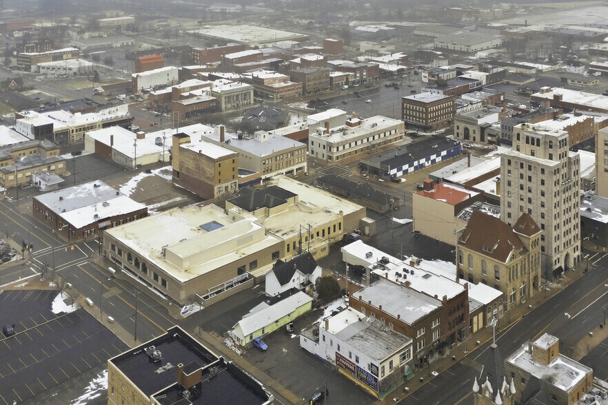 More Photos Of 20 N Mulberry St, Mansfield Office For Sale