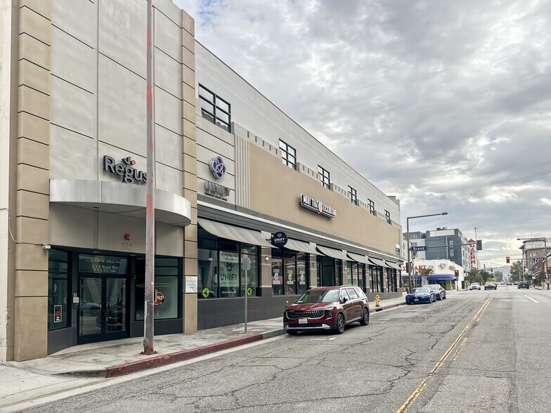 More Photos Of 201 N Brand Blvd, Glendale Coworking Space