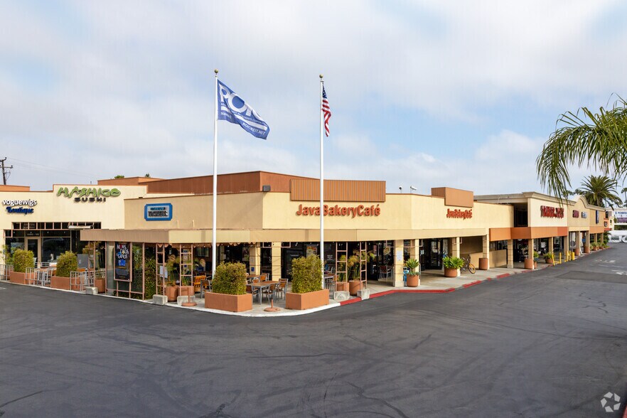 More Photos Of 18501-18687 Main St, Huntington Beach Unknown For Lease