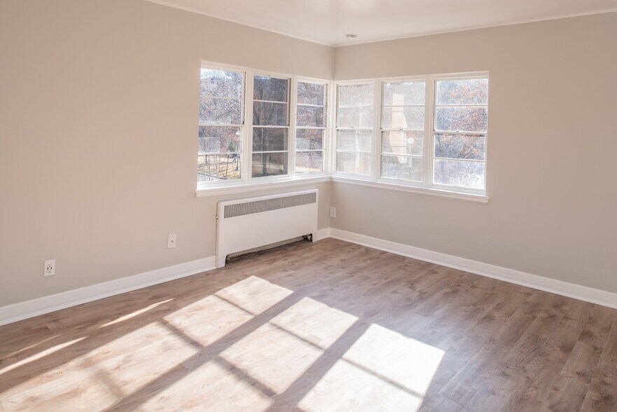 More Photos Of 1045 Riverside Dr, Reno Apartments For Sale