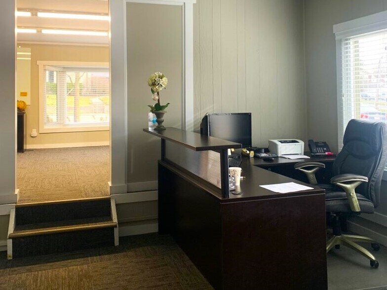 More Photos Of 78 E Franklin St, Dayton Office For Sale