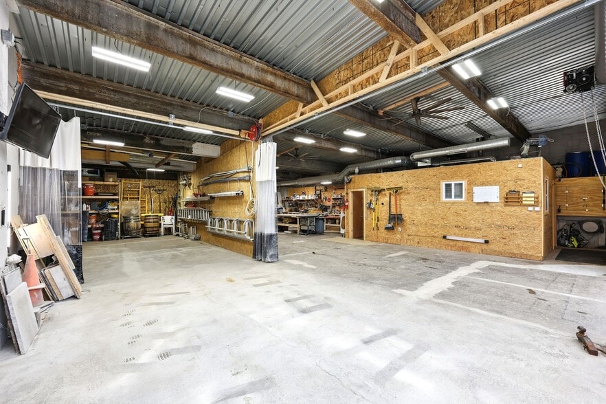 More Photos Of 6 Rogers Ave, Springfield Warehouse For Sale