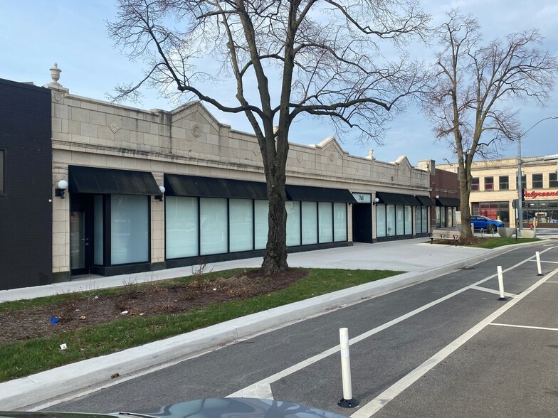 Primary Photo Of 741 Madison St, Oak Park General Retail For Sale