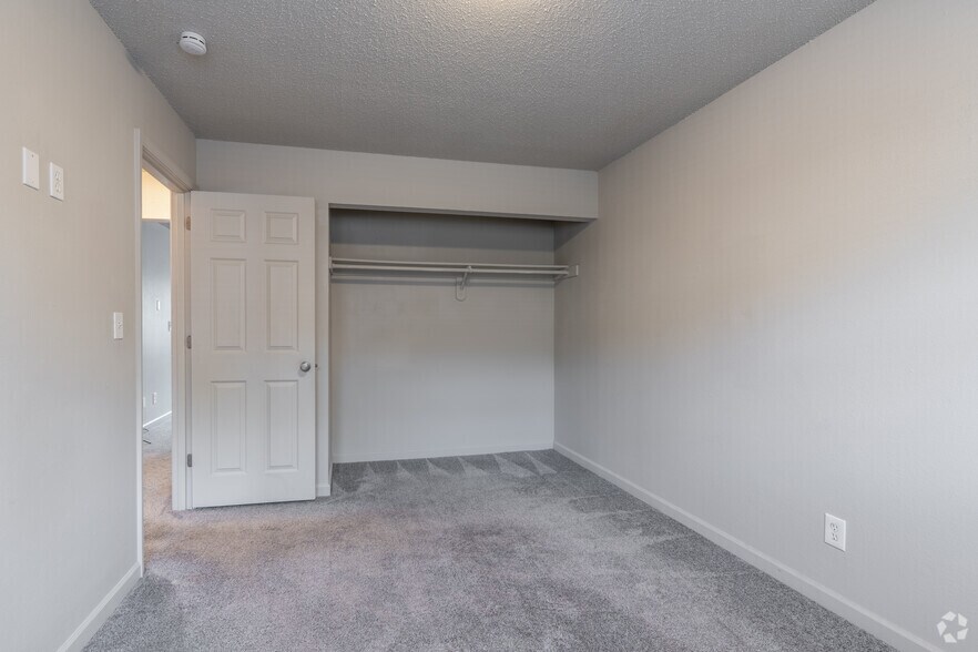 More Photos Of 760 Plymouth Dr NE, Keizer Apartments For Sale