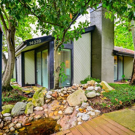 More Photos Of 14339 Torrey Chase Blvd, Houston Loft Creative Space For Lease