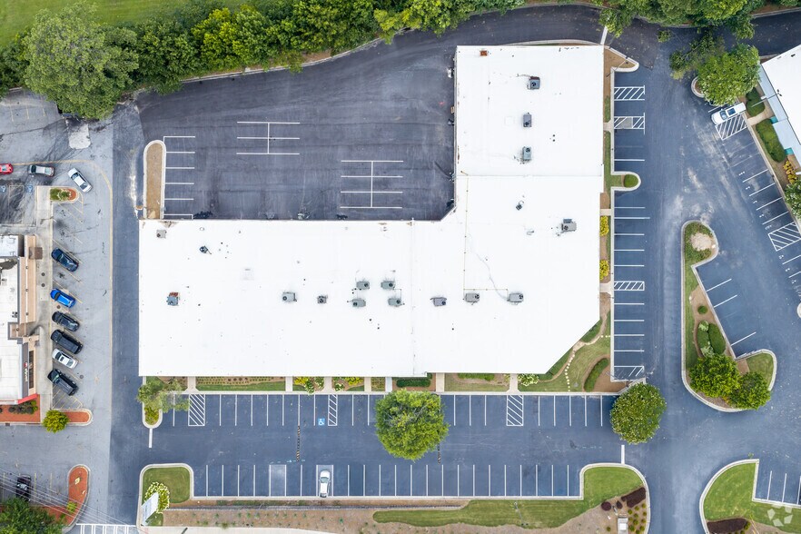 More Photos Of 1785 E Park Place Blvd, Stone Mountain Unknown For Lease