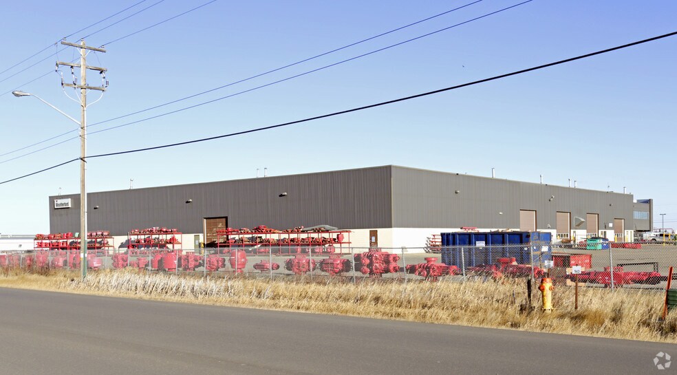 More Photos Of 1306 5th St, Leduc Warehouse For Lease