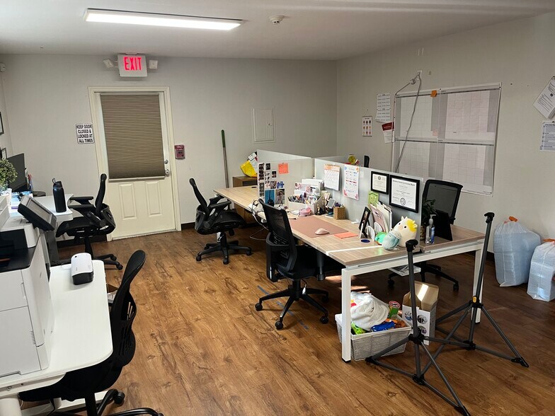 More Photos Of 104 Northwest Dr, Round Rock Daycare Center For Sale