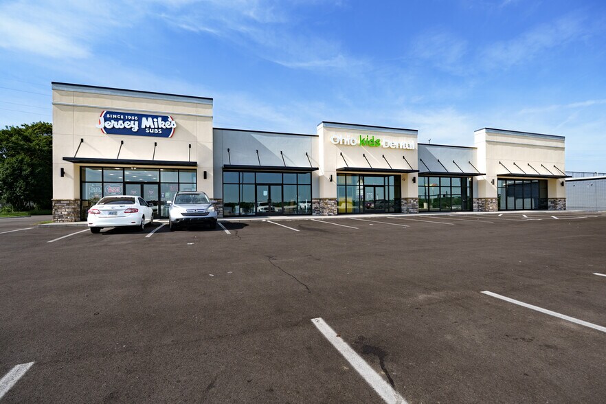 Primary Photo Of 1406 W 1st St, Springfield Storefront For Lease