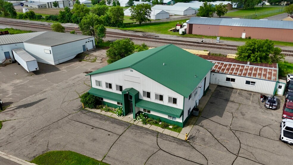 More Photos Of 1121 S Lincoln Ave, Sauk Rapids Warehouse For Sale
