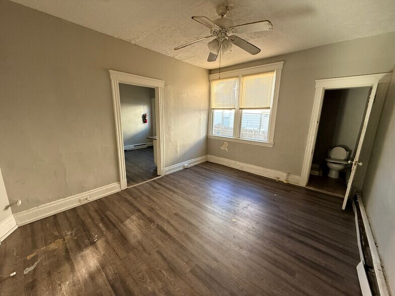 More Photos Of 1762 Cleveland Ave, Norwood Apartments For Sale