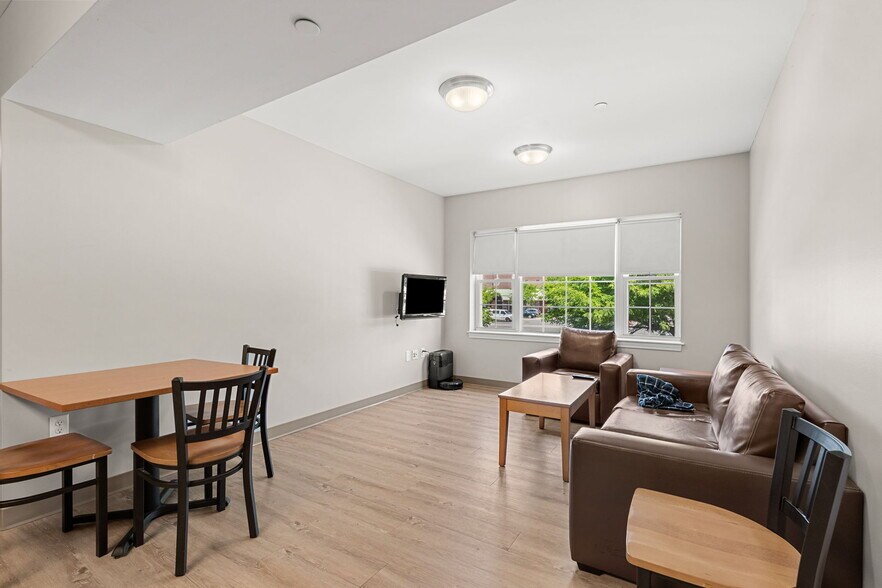 More Photos Of 120 Emerald St, Keene Apartments For Sale