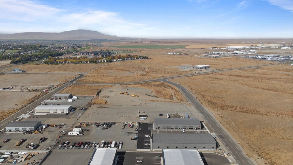 More Photos Of 2517 Logan St, Richland Service For Sale