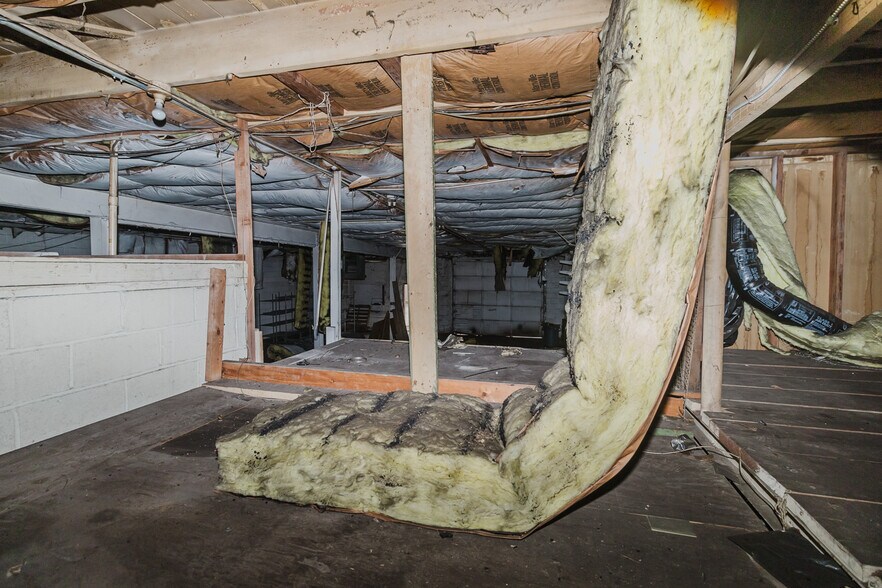 More Photos Of 470 N Seneca St, Wichita Warehouse For Sale