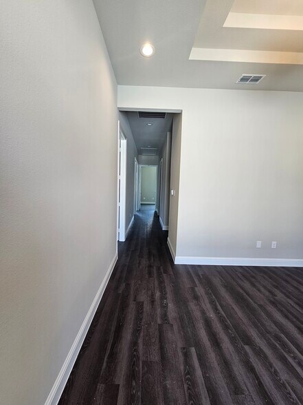 More Photos Of 2601 Little Elm Pky, Little Elm Office For Sale