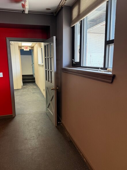 More Photos Of 93 Market Sq, Newington Office For Sale