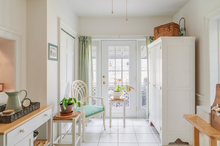 More Photos Of 610 New Hope Rd, Staunton Specialty For Sale