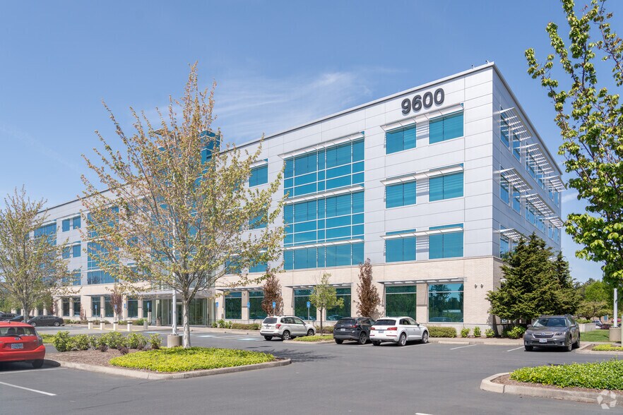More Photos Of 9600 NE Cascades Pky, Portland Office For Lease