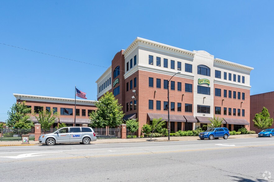More Photos Of 100 Lincoln Way E, Massillon Office For Sale