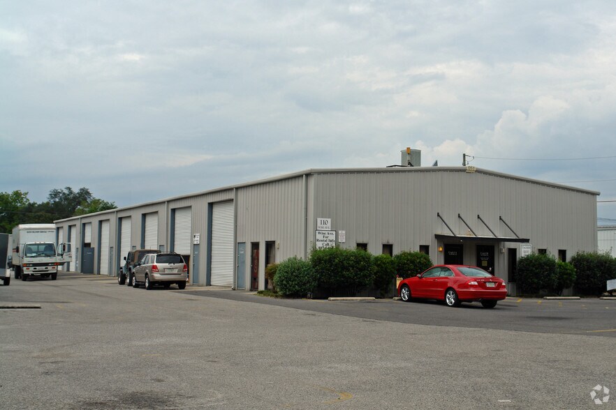 More Photos Of 110 Wise Ave, Niceville Warehouse For Lease