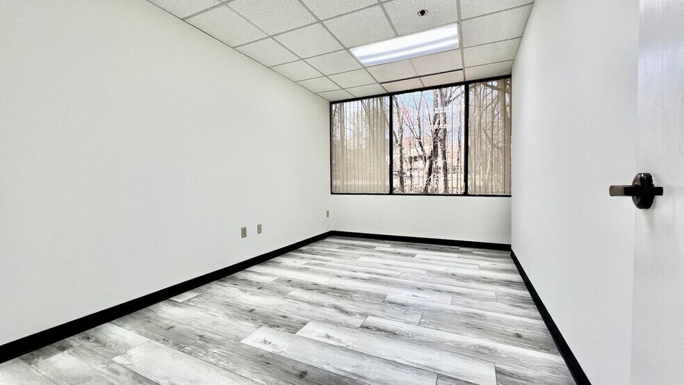 More Photos Of 40 Innovation Dr S, Peachtree Corners Loft Creative Space For Lease