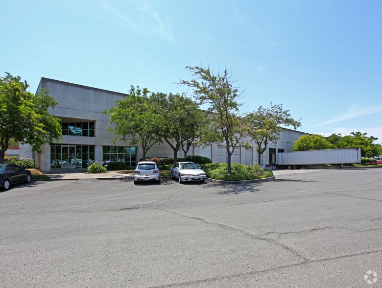More Photos Of 2345 S Watney Way, Fairfield Warehouse For Lease