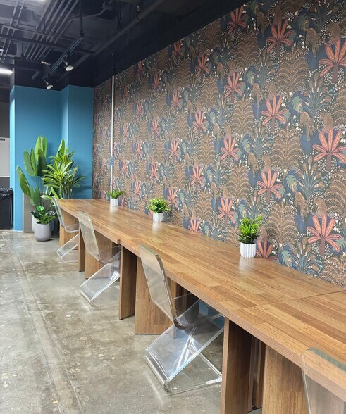 More Photos Of 29 N Wacker Dr, Chicago Office For Lease