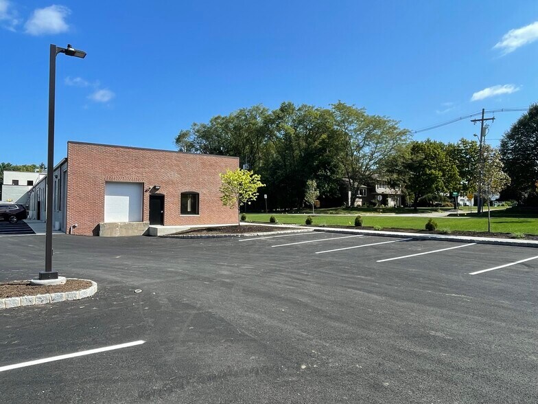 More Photos Of 700 Grand Ave, Hackettstown Warehouse For Sale