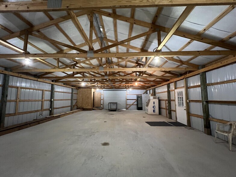 More Photos Of 2257 Gay St, Zwolle Industrial For Sale